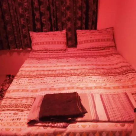 Kpz Homestay Guest House Sleeping Rooms-3