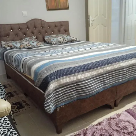 Kpz Apartments Flats - Cheap Staying Sleeping Place-3