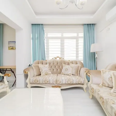 Central Flat Near Seaside In Antalya Muratpasa-2