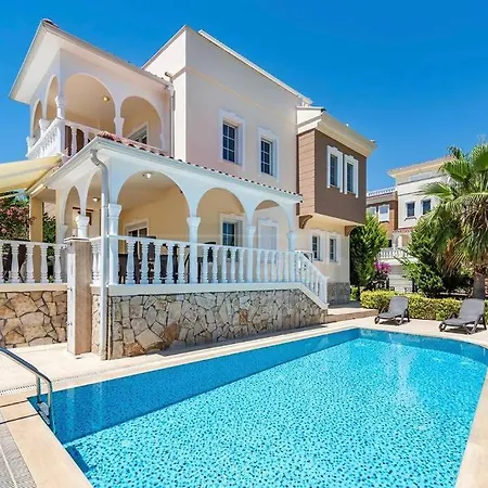 Sleeps 8, Private Pool Villa - Awz 256-3