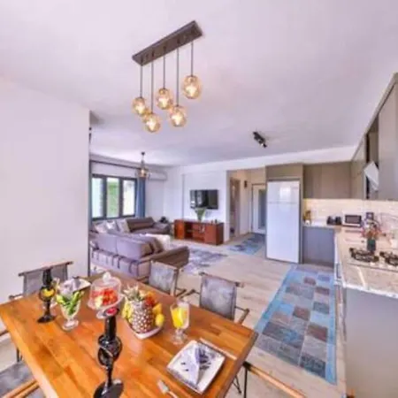 Sleeps 4, Luxury Spacious Villa Awz 279-2