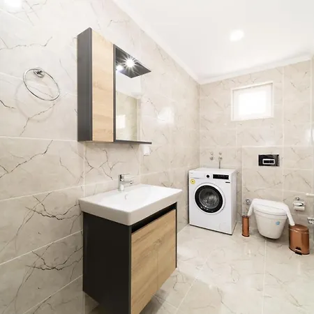 Charming Flat Near Beach In Muratpasa Antalya-2