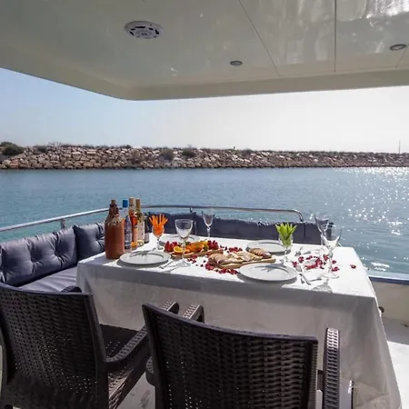 Karci Yacht Charter-2