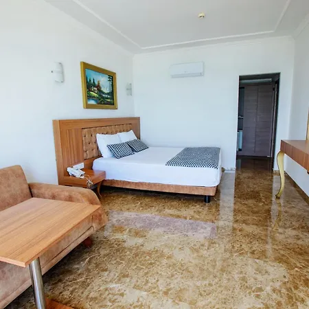 Kristal Beach Hotel-2