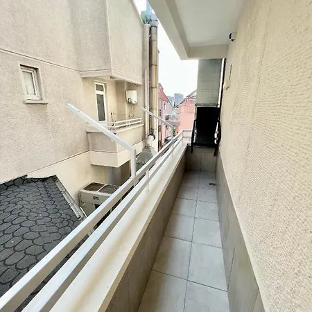 Antalya Lara Boelgesinde Lueks Evimiz-3