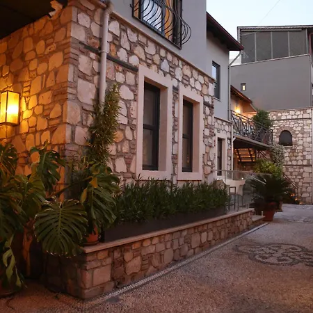 Top Flat With Lovely Garden Near Hadrian'S Gate-3