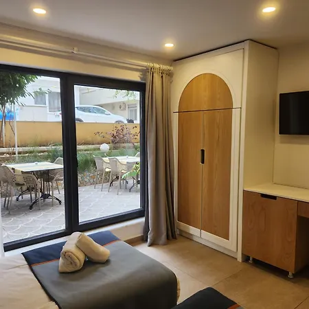 Park Hotel Rooms&Apart-3