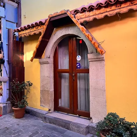 Sari Konak-3
