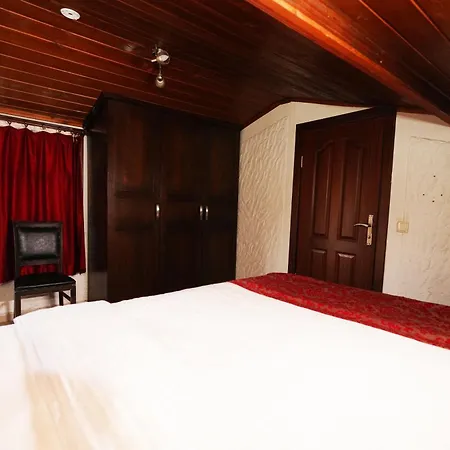 Cicerone Lodge Hotel-2