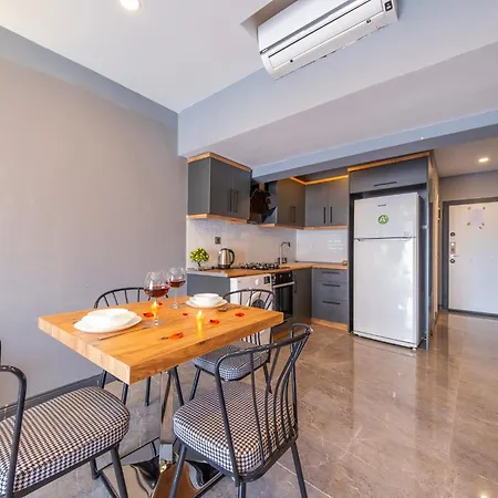 Mrt Suites Lara-2