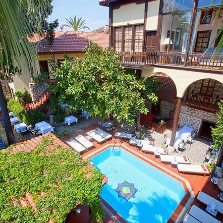 Spectacular Penthouse With Terrace Near Hadrian'S Gate-3