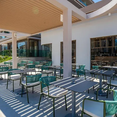Awen Lara Hotel-2