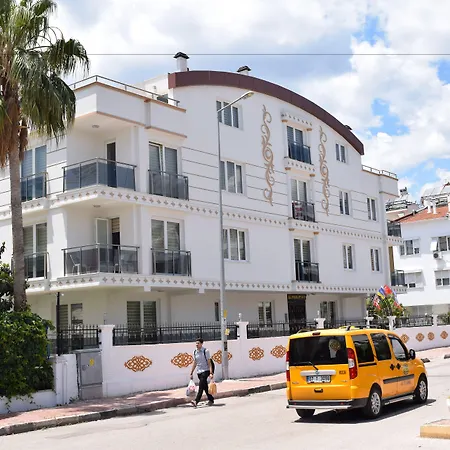 Gueden-Pearl Apart Hotel , Grosse Apartments Mit Kueche , Privater Strand , Ausgezeichnetes Fruehstueck-3