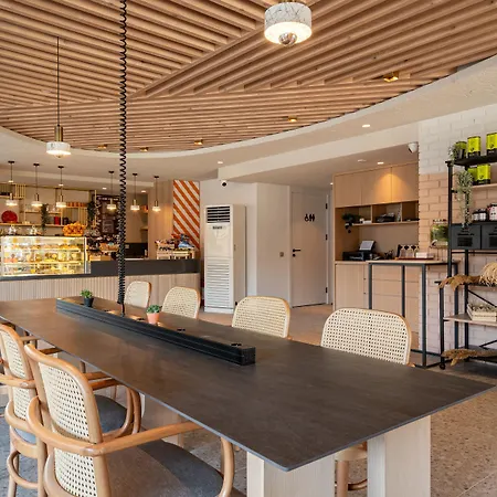 Oli Hotel And Suites-2