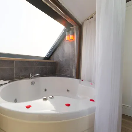 Microyal Hotel-3