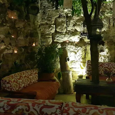 Nensie'S Boutique Hotel-2