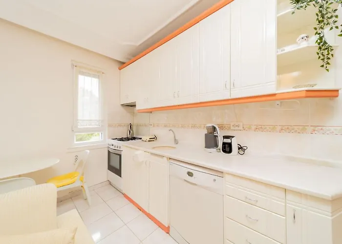 Cozy Flat Close To Duden Waterfalls In Antalya