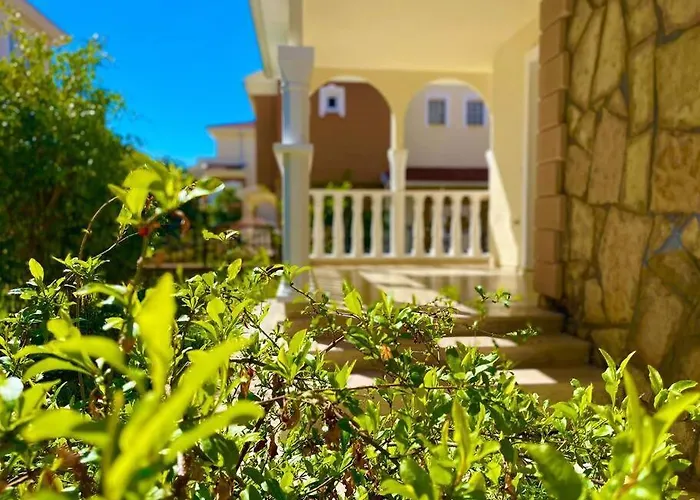 6 Person, Villa With Shared Pool In The Facility - Awz 257 Incekum