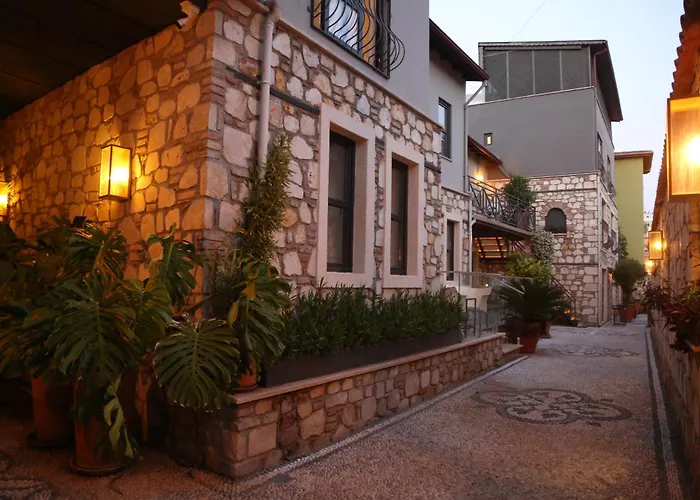 Superb Flat With Balcony Near Hadrian'S Gate Appartement Antalya